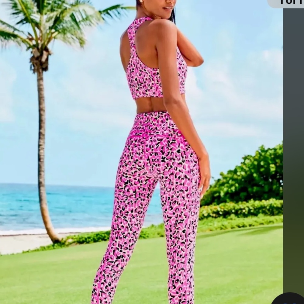 Lilly Pulitzer SET Weekender Leggings and bra Pink Topaz My Favorite Spot Size S
